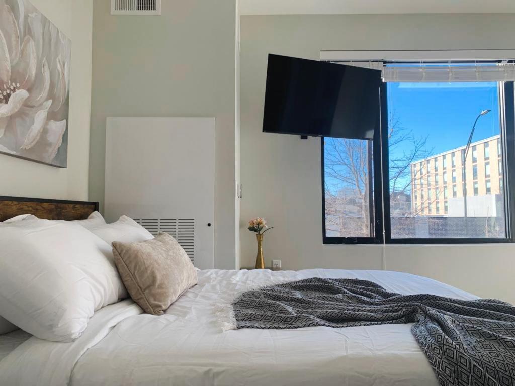 Sleepover Studio Apartments Де-Мойн Экстерьер фото