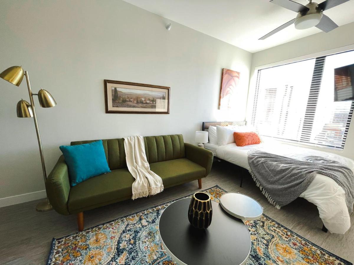 Sleepover Studio Apartments Де-Мойн Экстерьер фото
